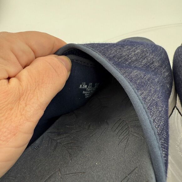 Bzees Women's Galaxy Sandals 8.5 Wedge Heel Slip On Blue Textile Casual Comfy - Picture 14 of 16